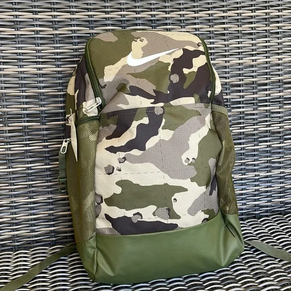 Nike Brasilia Camo Training Backpack Camouflage Books Laptop Bag DB1161-247  NWT